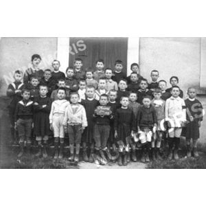 Chirens &eacute;cole en 1919 gar&ccedil;ons 