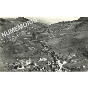 171-6 A - Le Village - En haut le Col de la Placette