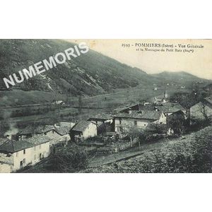 2593 - Pommiers (is&egrave;re) Vue G&eacute;n&eacute;rale et la Montagne du Petit Ratz (804m)