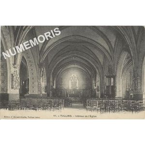111 Tullins intérieur de l'église