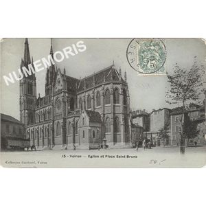 015 Voiron eglise et Place Saint-Bruno