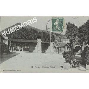 042 Voiron place du Viaduc