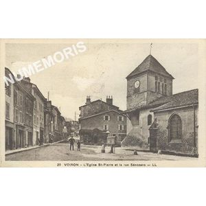 020 Voiron l'Eglise St-Pierre et la rue S&eacute;nozans LL