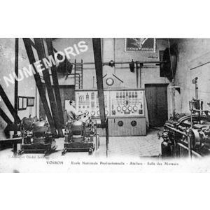 Voiron Ecole Nationale Professionnelle salle des moteurs