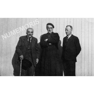 Chirens : les 80 ans du p&egrave;re Fran&ccedil;ois en 1947