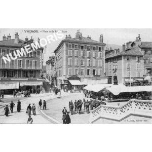 JG 235 Voiron place de la R&eacute;publique