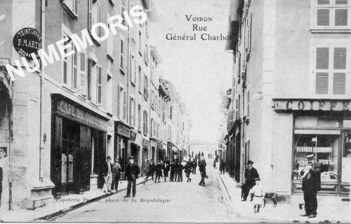 Voiron rue G&eacute;n&eacute;ral Charbot