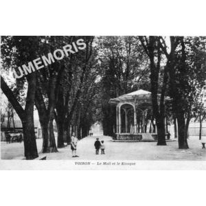 Voiron le mail et le kiosque