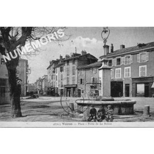 4672-5 Voiron place porte de la Buisse