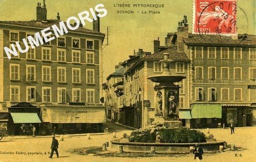 L'Is&egrave;re pittoresque Voiron la place