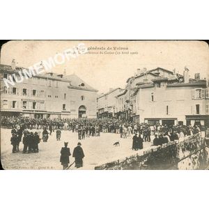 JG 215 Greve g&eacute;n&eacute;rale de Voiron sortie de la conf&eacute;rence du Casino (19 avril 1906)