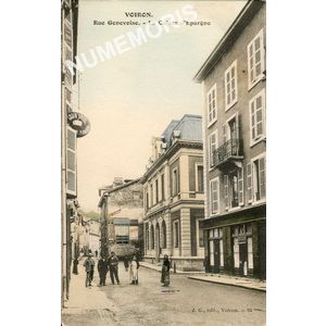 JG 085 Voiron la rue Genevoise et la Caisse d'epargne