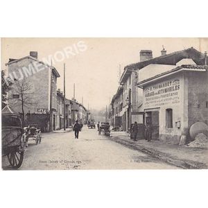 FINES (Isère) Grande rue
