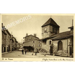 020 Voiron l'&eacute;glise Saint Pierre et la rue Sermorens