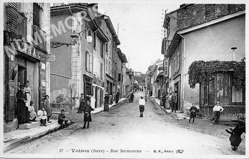 027 Voiron (Is&egrave;re) rue Sermorens