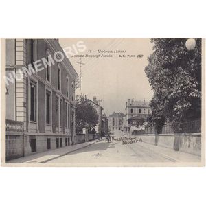 012 Voiron (Is&egrave;re) avenue Dugueyt-Jouvin