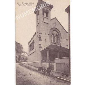 103 Voiron  (Is&egrave;re) &eacute;glise des P&eacute;nitents