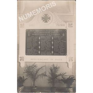 plaque comm&eacute;morative des morts de 1914-18 de l'&eacute;glise St Joseph
