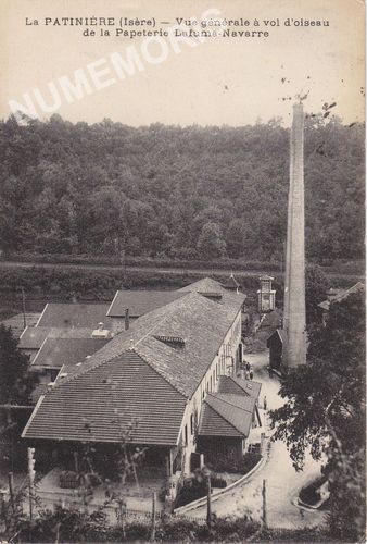 la Patini&egrave;re (Is&egrave;re) vue g&eacute;n&eacute;rale &agrave; vol d'oiseau de la papeterie Lafuma-Navarre