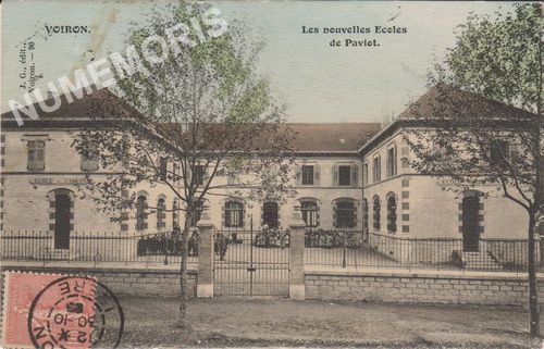 JG 090 Voiron les nouvelles &eacute;coles de Paviot