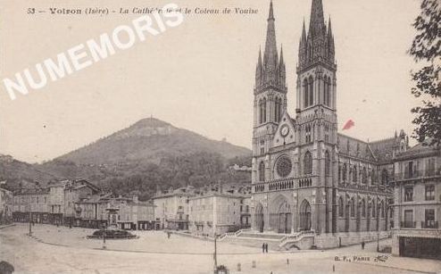 053 Voiron (Is&egrave;re) La Cath&eacute;drale et le coteau de Vouise