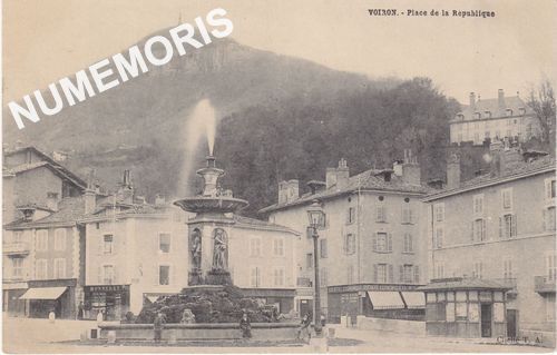 Voiron Place de la r&eacute;publique