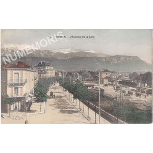076 Voiron l'avenue de la gare