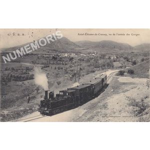 Cie VSB Saint-Etienne-de-Crossey, vu de l'entr&eacute;e des Gorges