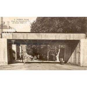 009 Voiron (Is&egrave;re) pont du chemin de fer et cours S&eacute;nozan