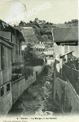 006 Voiron la Morge et les usines