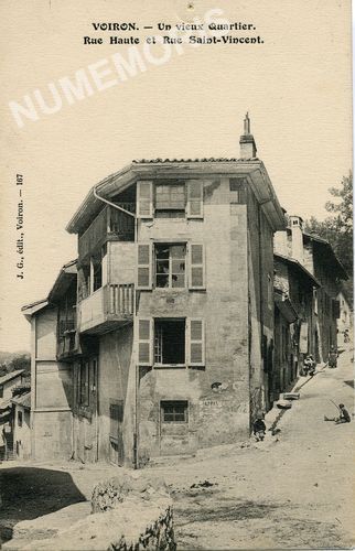 JG 167 Voiron un vieux quartier rue Haute et rue Saint-Vincent