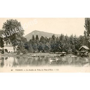 060 Voiron le jardin de ville, la pi&egrave;ce d'eau LL