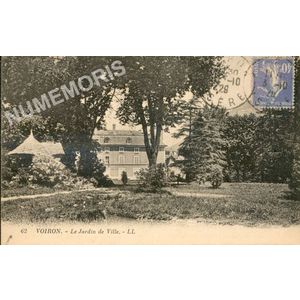 062 Voiron le jardin de ville LL