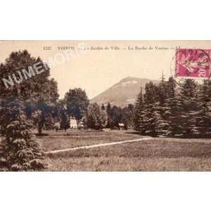 1237 Voiron le jardin de ville la roche de Vouise LL