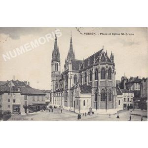 JG 086 Voiron Place et Eglise St-Bruno