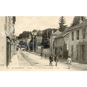 869 le Dauphin&eacute; Voiron la rue Porte de la Buisse LL