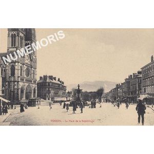 Voiron Place de la r&eacute;publique