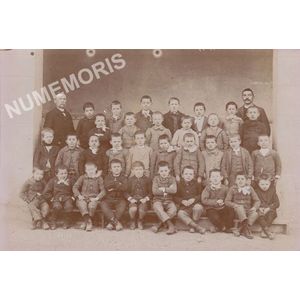 &eacute;cole des garcons de St Etienne de Crossey vers 1900