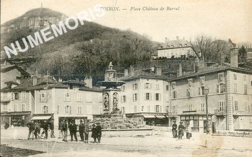 Voiron place ch&acirc;teau de Barral