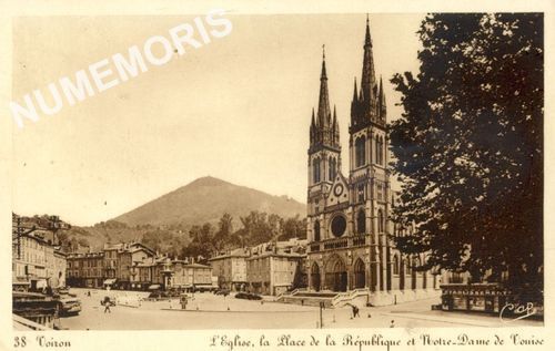 038 Voiron l'&eacute;glise, place de la R&eacute;publique et N.D. de Vouise