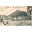 2632 Voiron (Is&egrave;re) place de la R&eacute;publique et la montagne de Vouise (735 m)