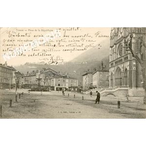 JG 010 Voiron place de la R&eacute;publique