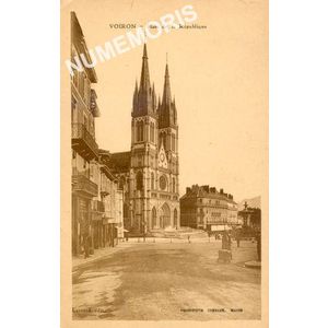 Voiron Place de la r&eacute;publique