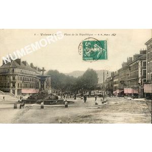 008 Voiron (Is&egrave;re) place de la R&eacute;publique