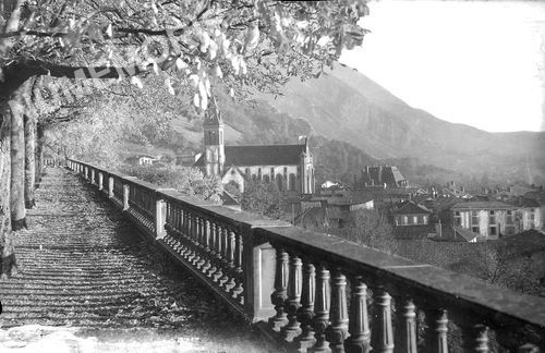 Voreppe : vue sur l'église