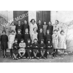 Chirens &eacute;cole en 1932 filles 
