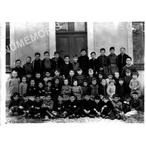 Chirens &eacute;cole en 1952-53 petits 