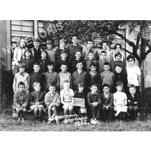 Chirens &eacute;cole mixte en 1965-66