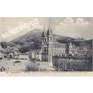 255 Voiron Dauphin&eacute; place de la R&eacute;publique et l'&eacute;glise Saint Bruno Notre-dame de Vouise