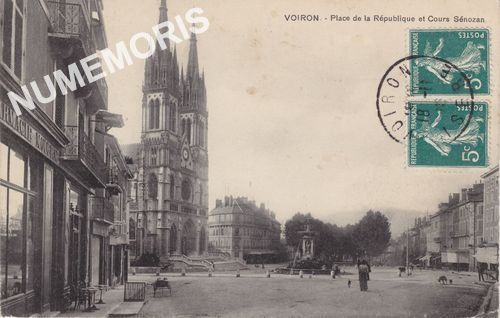 Voiron place de la R&eacute;publique et cours S&eacute;nozan